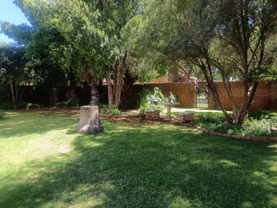 4 Bedroom Property for Sale in Royldene Northern Cape
